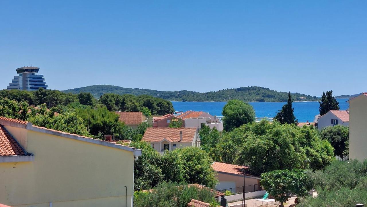 Sea Side Apartments Водице Екстер'єр фото