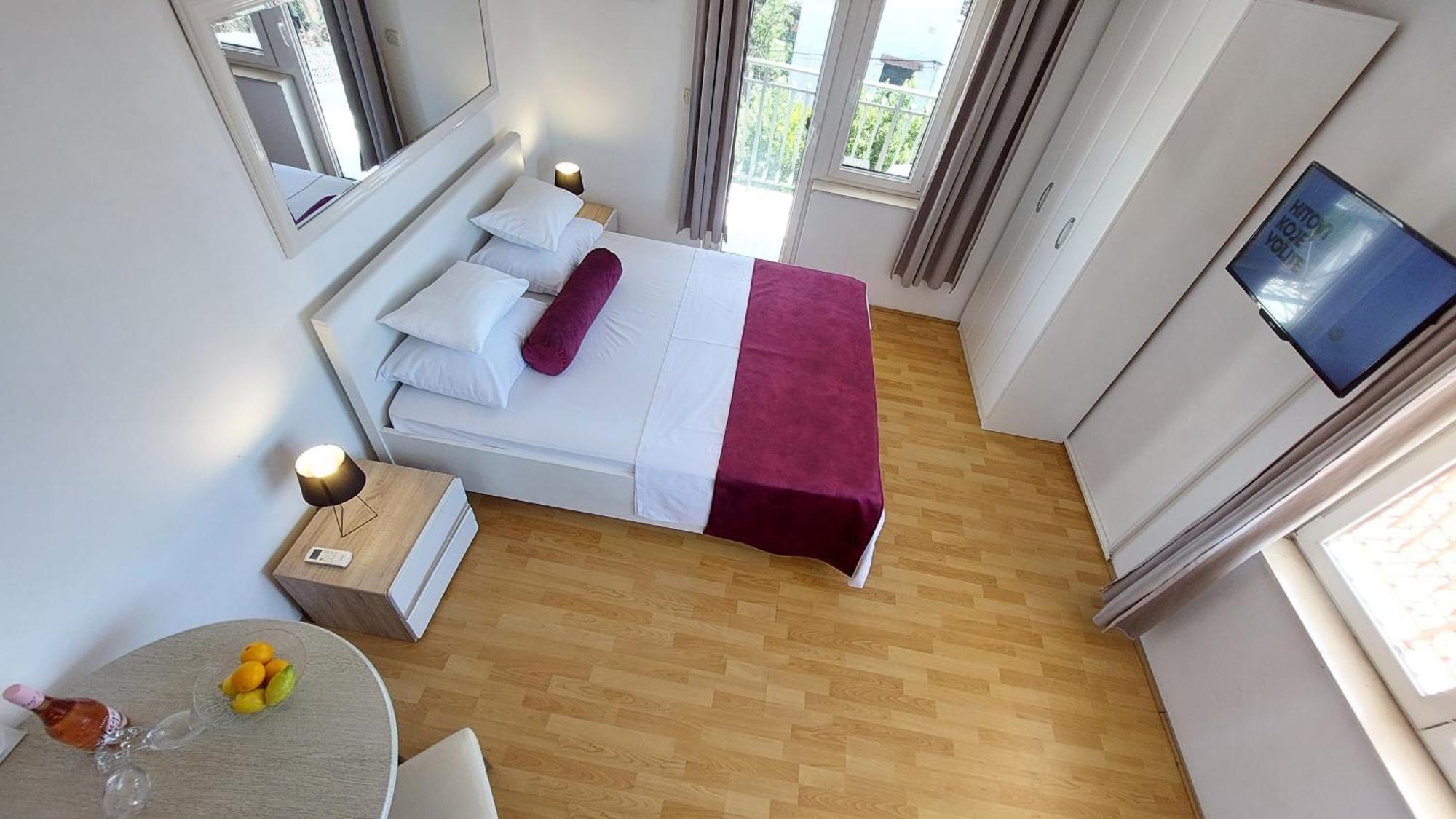 Sea Side Apartments Водице Екстер'єр фото